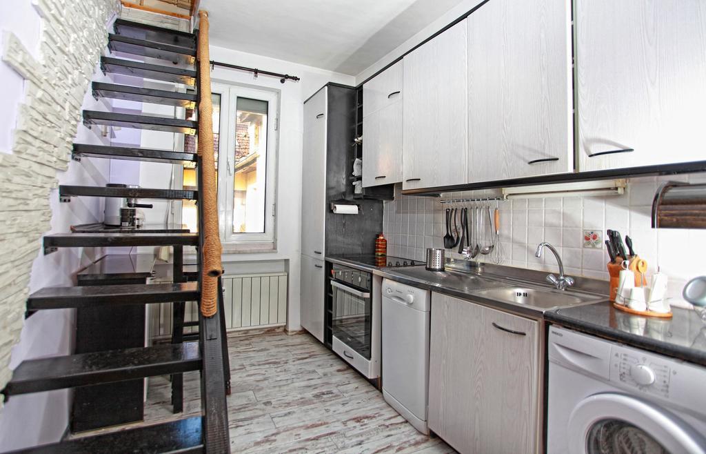 Raya Maisonette Sofia Room photo